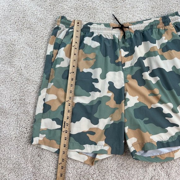 Old Navy Active Mens Swim Trunks 2XL Bathing Suit Board Shorts Swimsuit Camo - Picture 5 of 15